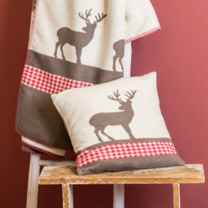 DAVID FUSSENEGGER Polsterbezug "Jade" | Hirschmotiv | 100% Baumwolle kbA | GOTS | 40 x 40 cm